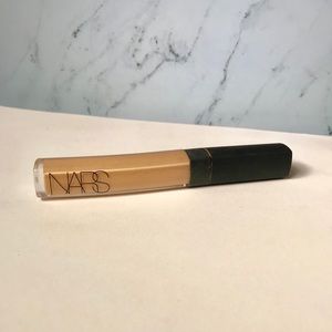 Nars Radiant Creamy Concealer